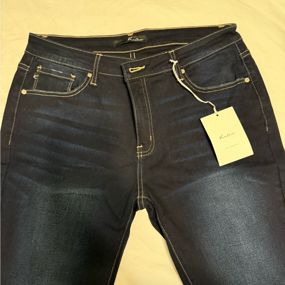 KanCan women’s skinny jeans size 15/31